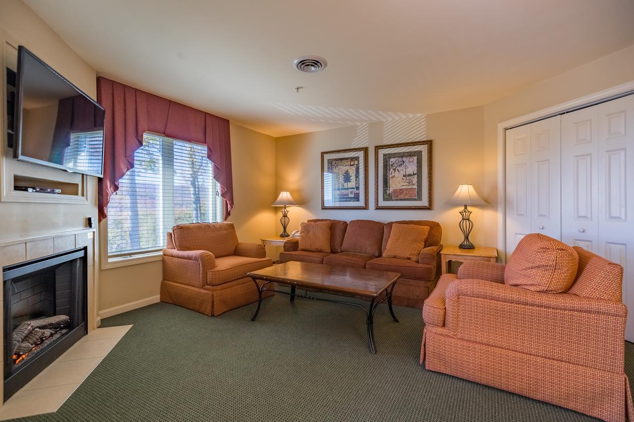 Vacation Village In The Berkshires 핸콕 외부 사진 Living room